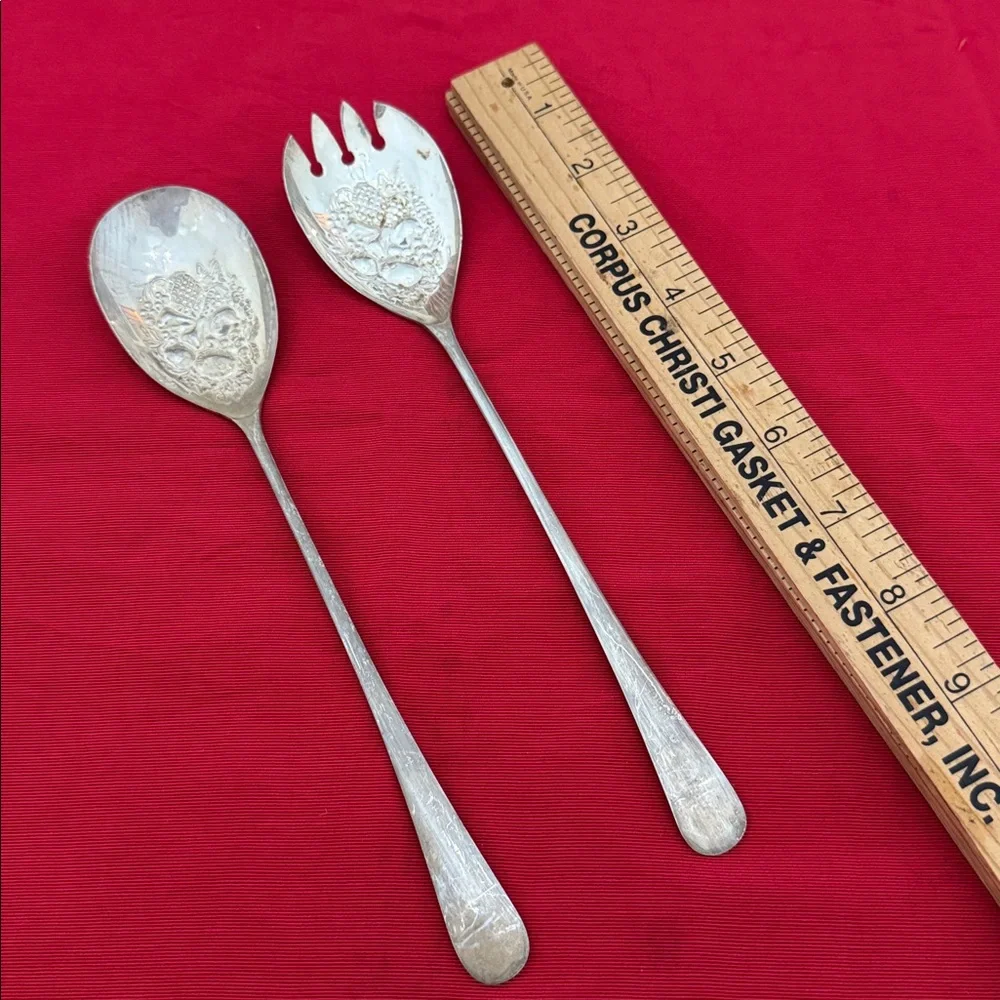 Vintage Falstaff EPNS Ornate 9” Salad serving utensil set (mlb/rmt)